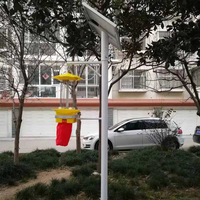 太陽(yáng)能殺蟲(chóng)燈既環(huán)保又節(jié)能